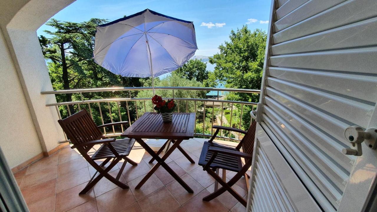 Sea Side Apartments 4* Новий Винодольський Екстер'єр фото