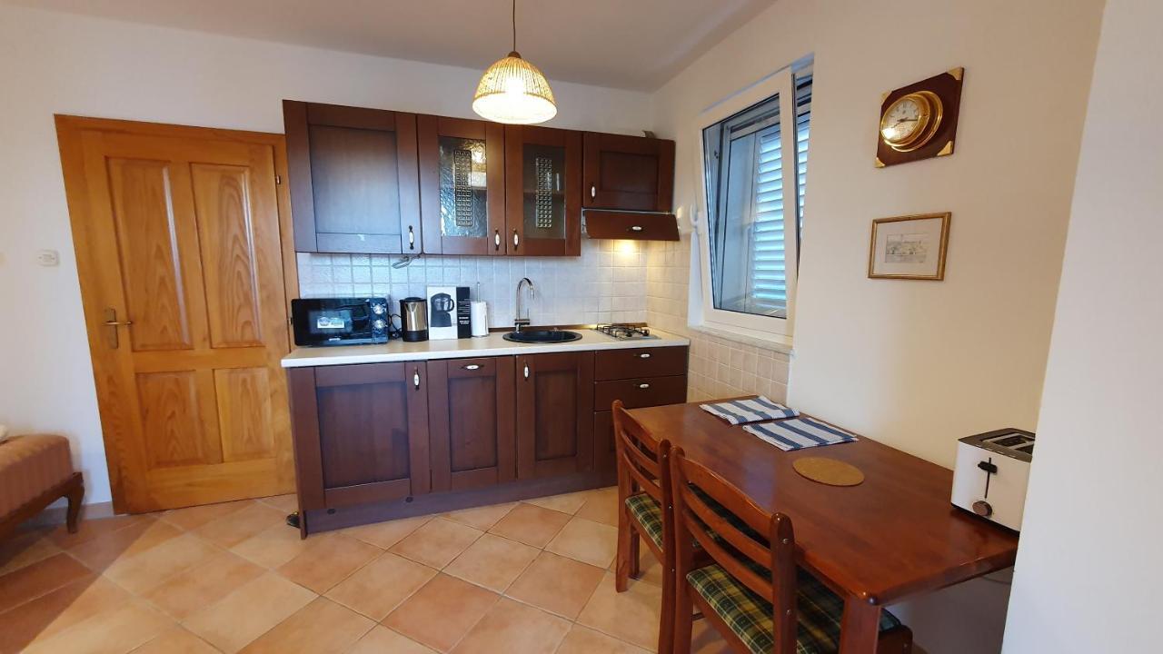 Sea Side Apartments 4* Новий Винодольський Екстер'єр фото